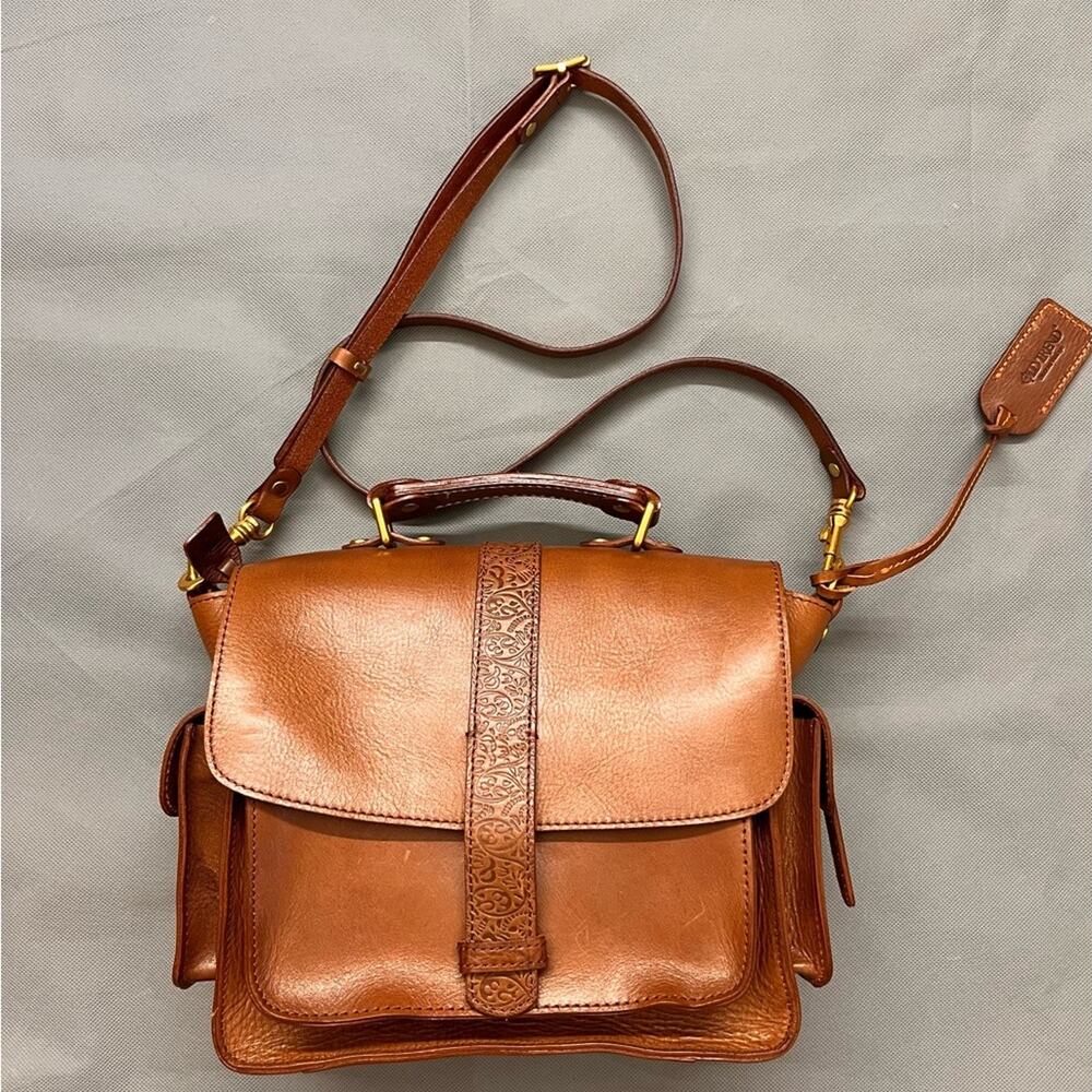 Elegant Brown Crossbody Bag